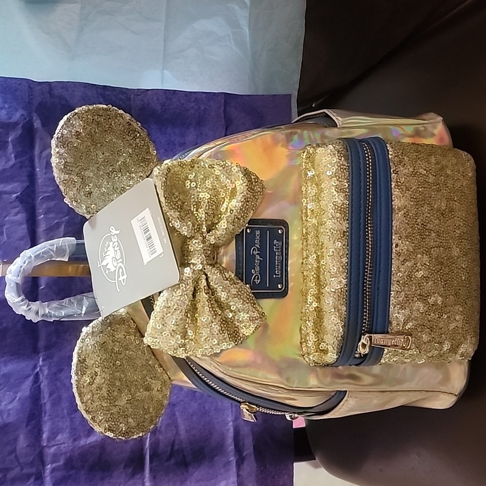 Nwt Disney Loungefly Mickey/Minnie Holographic Backpack